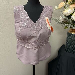 NWT Lavender Beaded Lace V-Neck Blouse Sleeveless Evening Formal Top